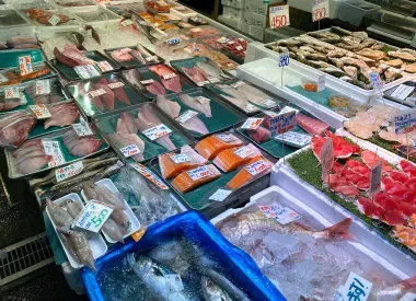 stand de poisson dans un marché