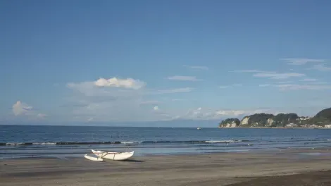 Las playas de Kamakura son muy socorridas por los tokiotas