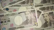 10.000 Yen-Scheine (76€)