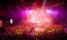 Le club AgeHa à Tokyo est la plus grosse boite de nuit de Tokyo.