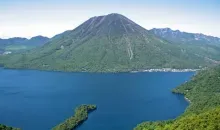 Chuzenji Lake e il Monte Nantai