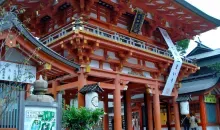 El Ikuta Jinja en Kobe, uno de los santuarios sintoístas más antiguos de Japón.
