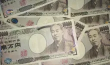 10.000 Yen-Scheine (76€)