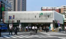 La gare JR de Yoyogi. sortie ouest.