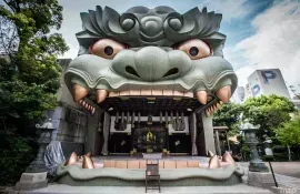 Il santuario dei leoni di Osaka, fuori dai sentieri battuti