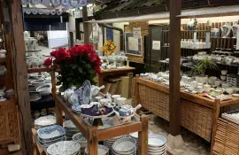 Boutique de céramiques, village de potiers d'Okawachiyama