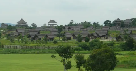 Reconstruction of a Yayoi village