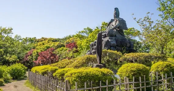 La statue de Minamoto no Yoritomo, le fondateur de Kamakura au Genji-yama Kôen, Kamakura