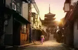 Arrival in Japan - Kyoto and Yasaka Pagoda at rising sun