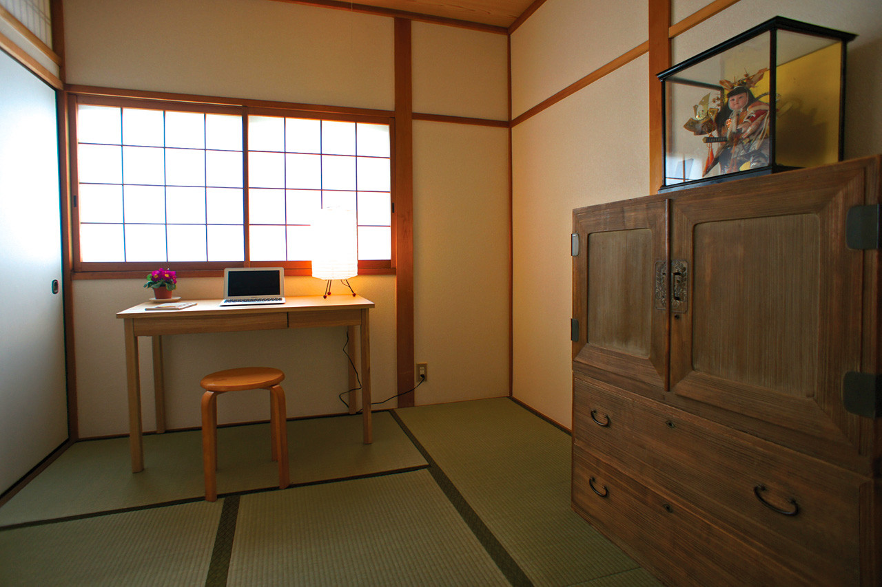 11-bureau