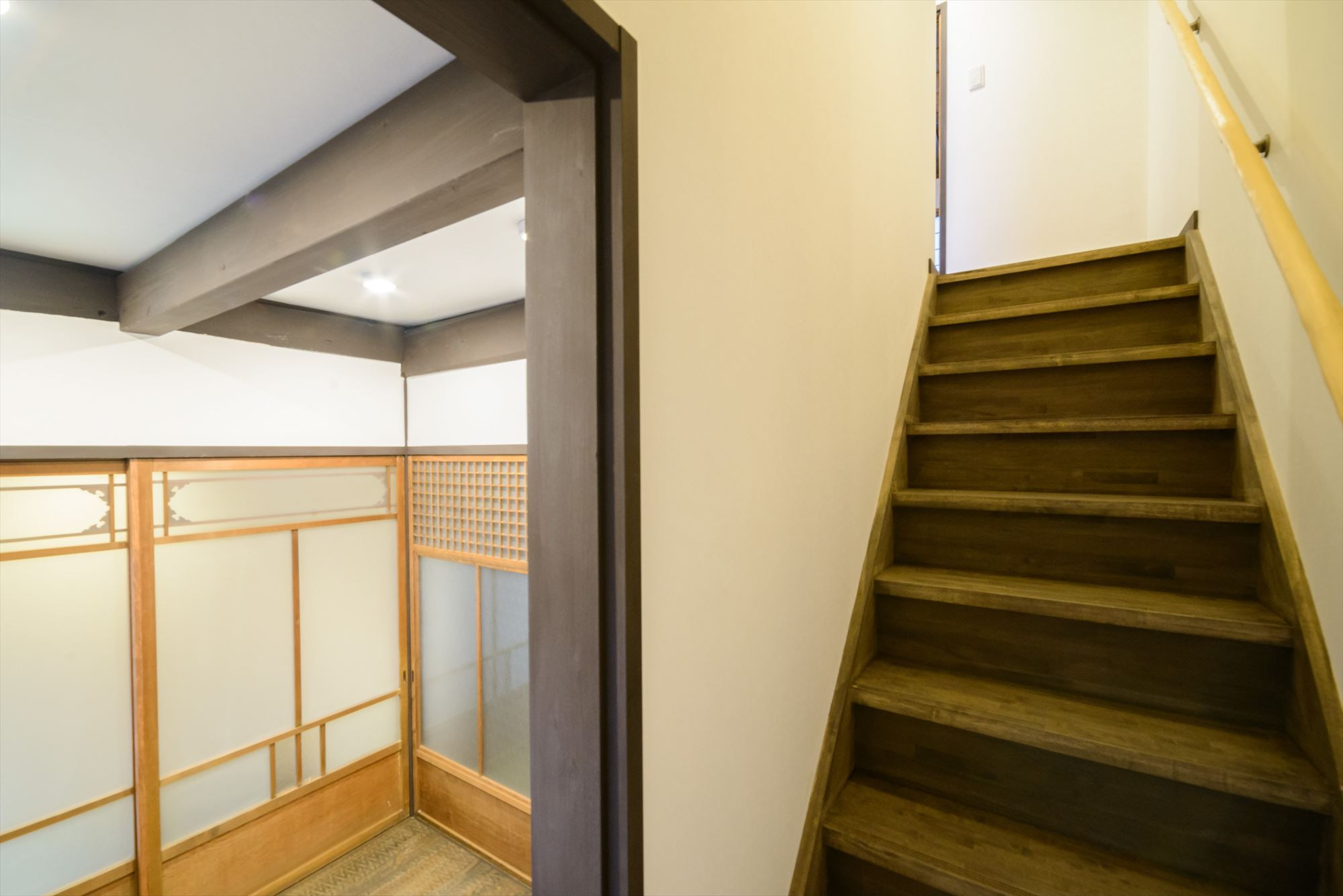 8-Stairs-001