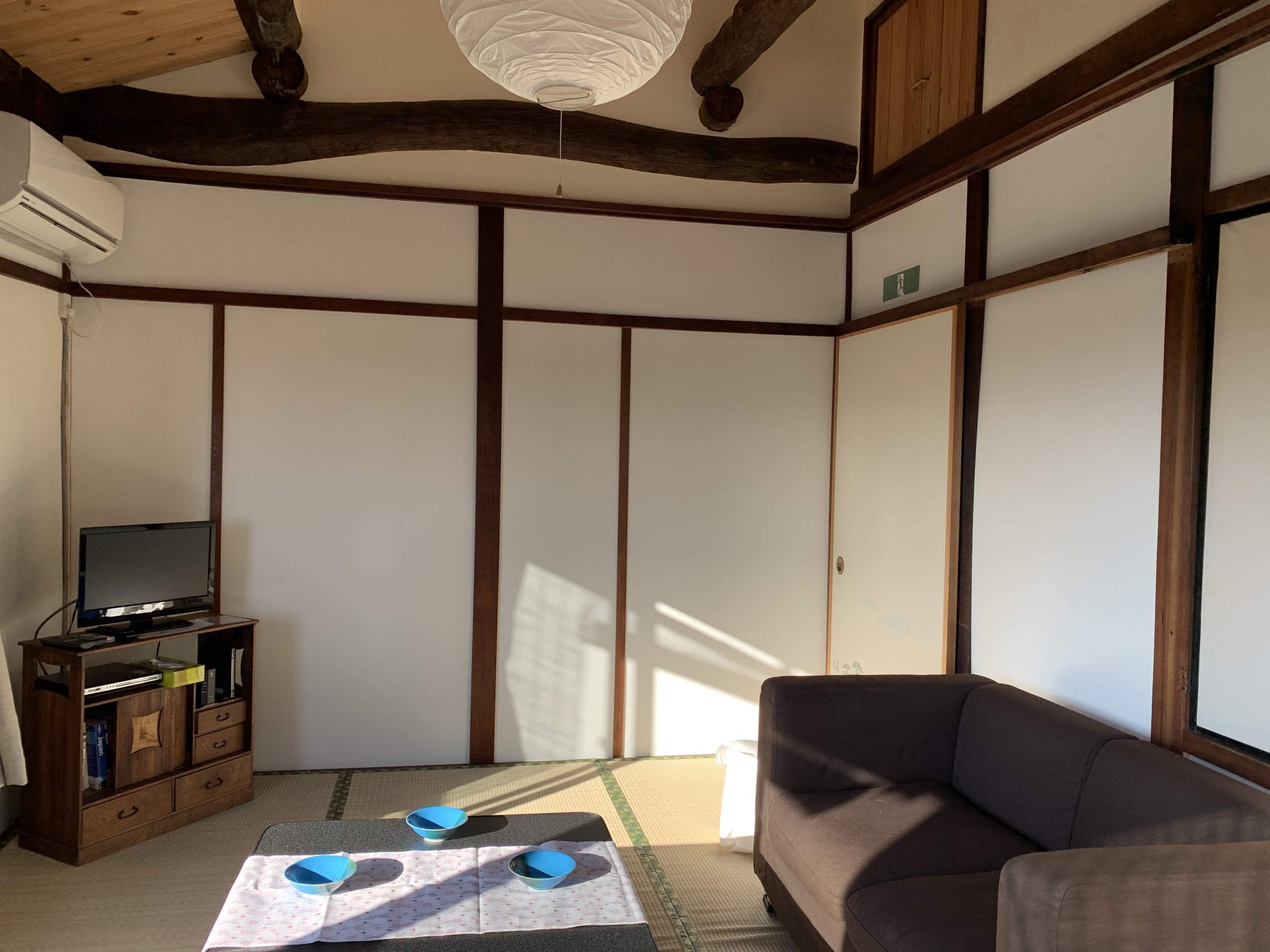 Sitting Room (2)