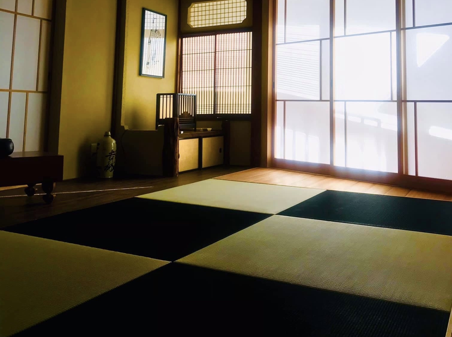 Bedroomblacktatami