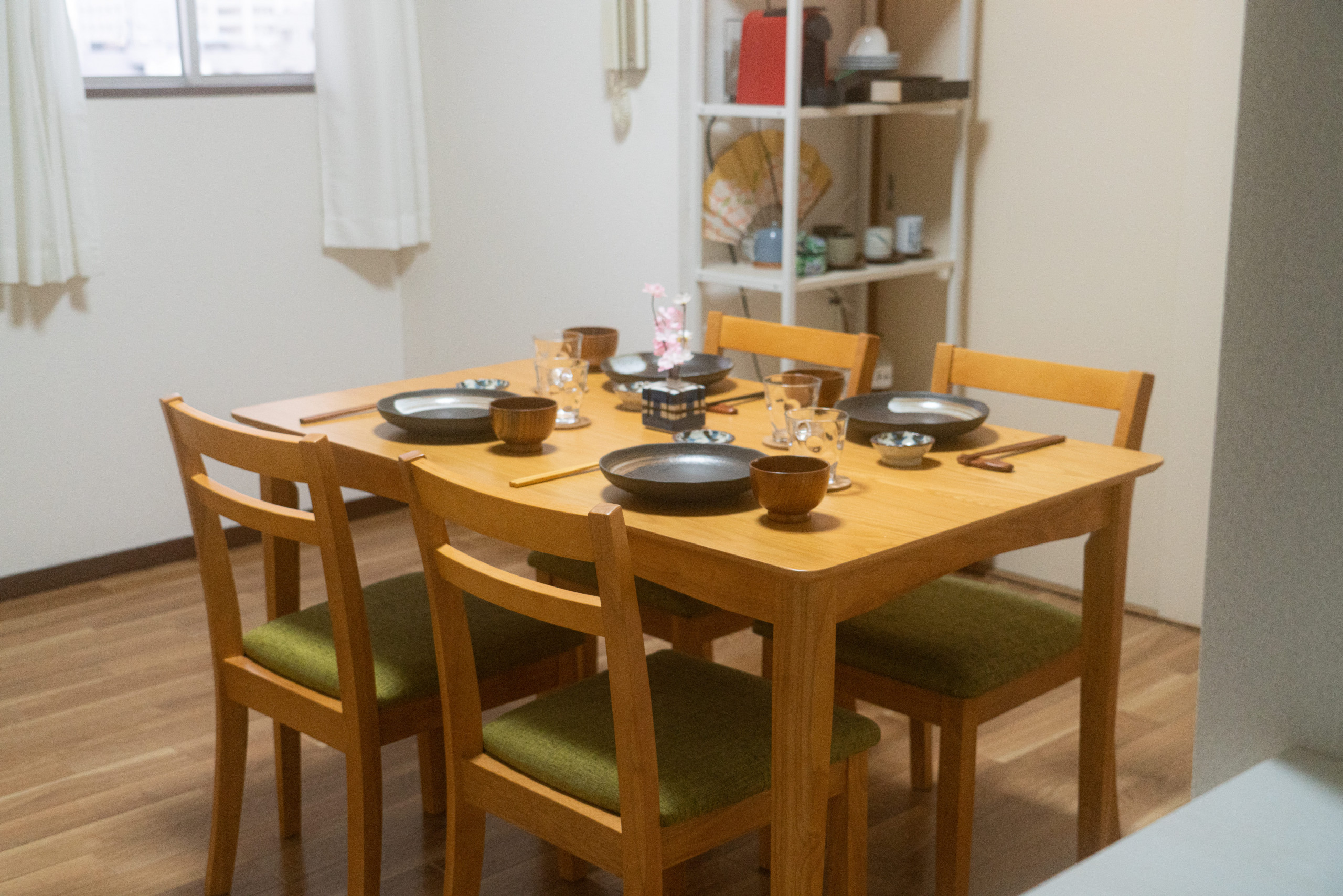 Nishibi - Kitchen / dining room photo 1
