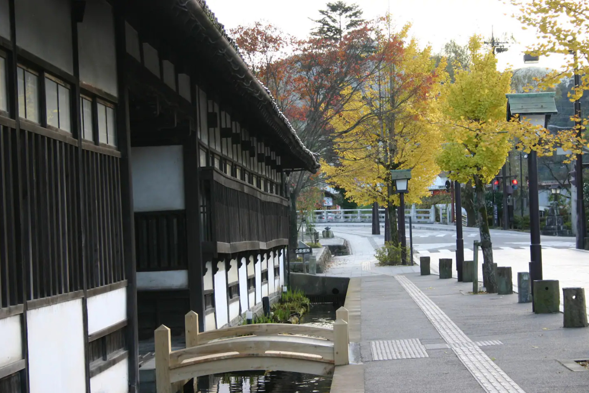 outside2