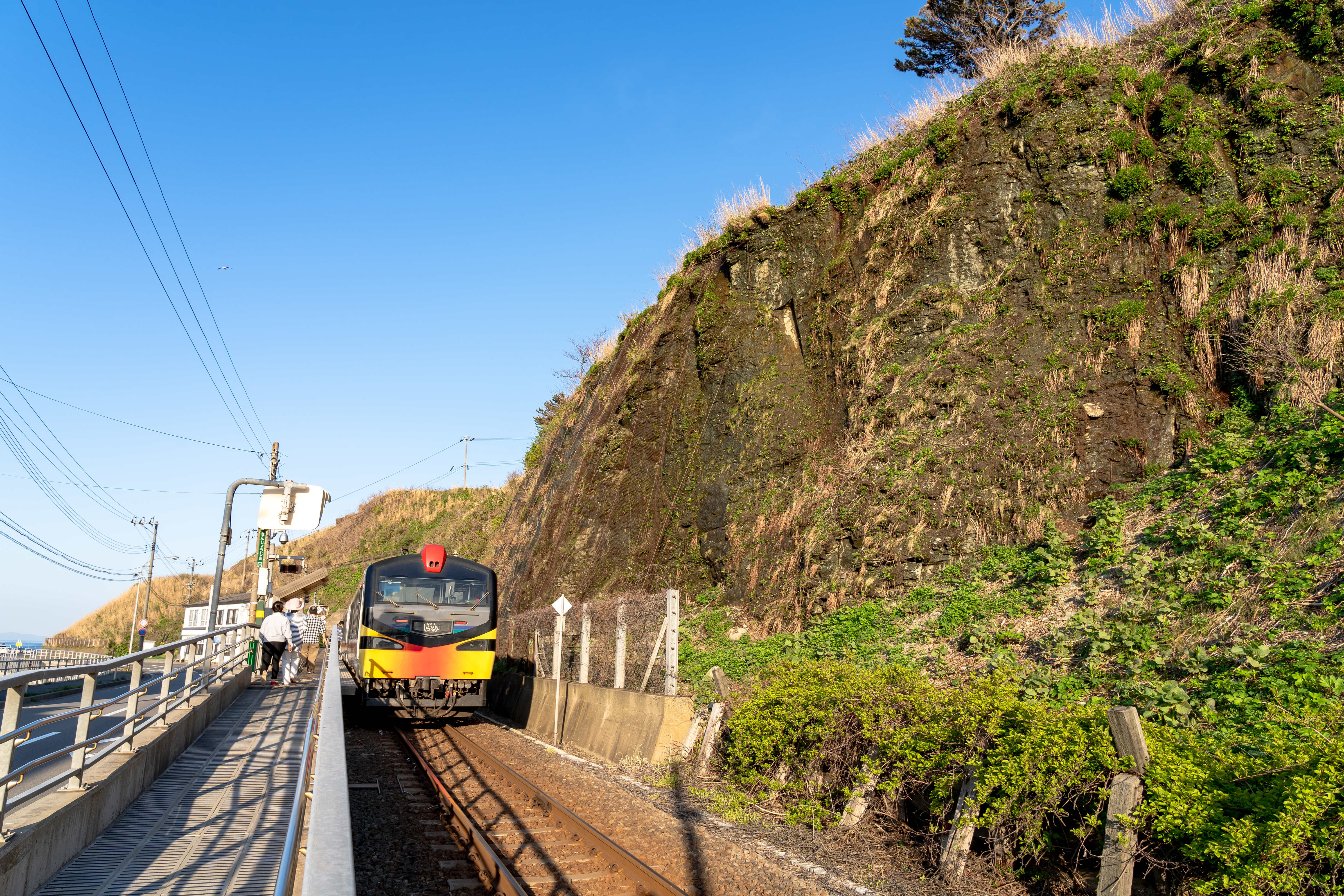 Senjôjiki station (JR Gono Line), Fukaura