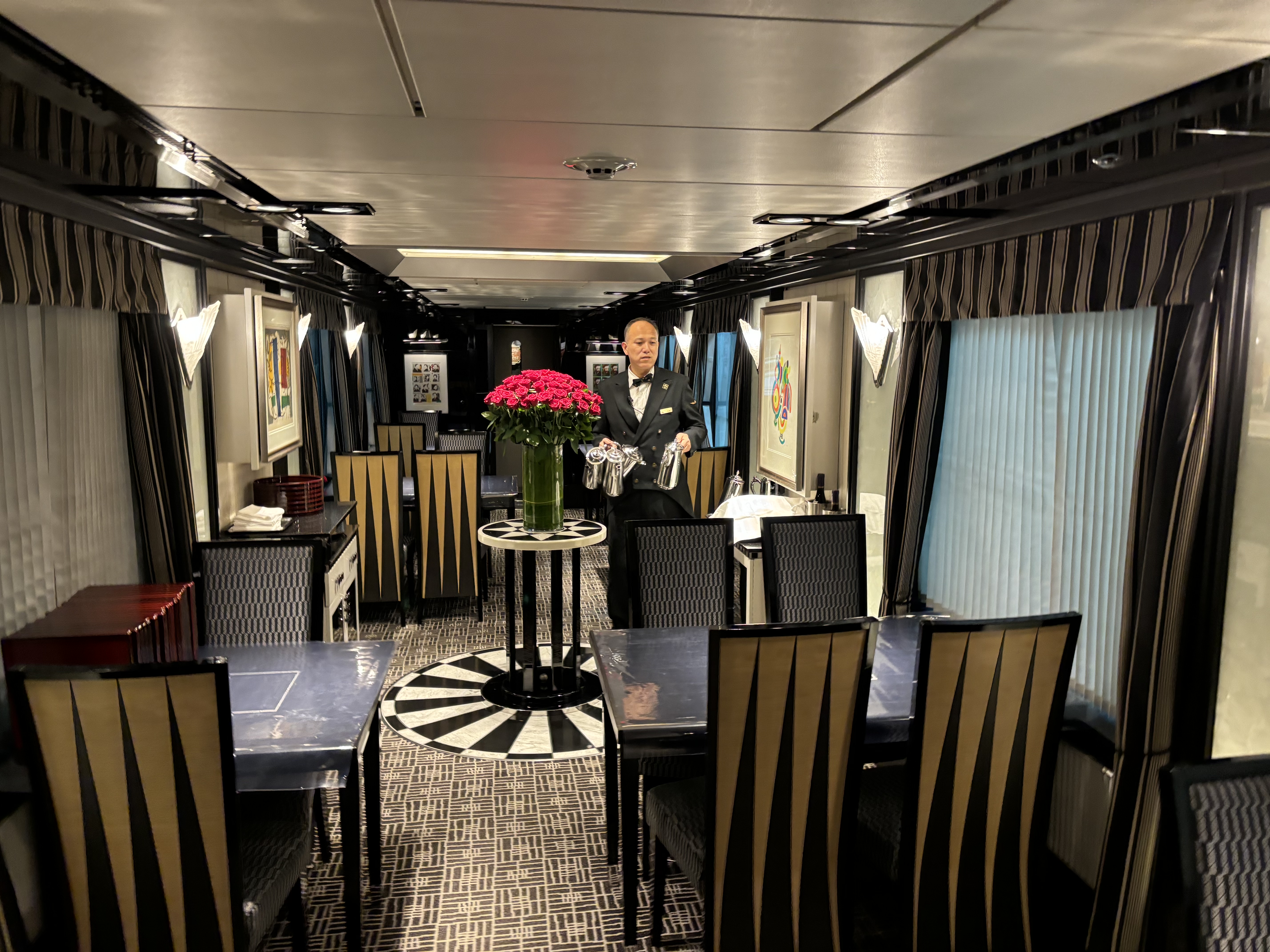 The dining-car on the Twilight Express Mizukaze train