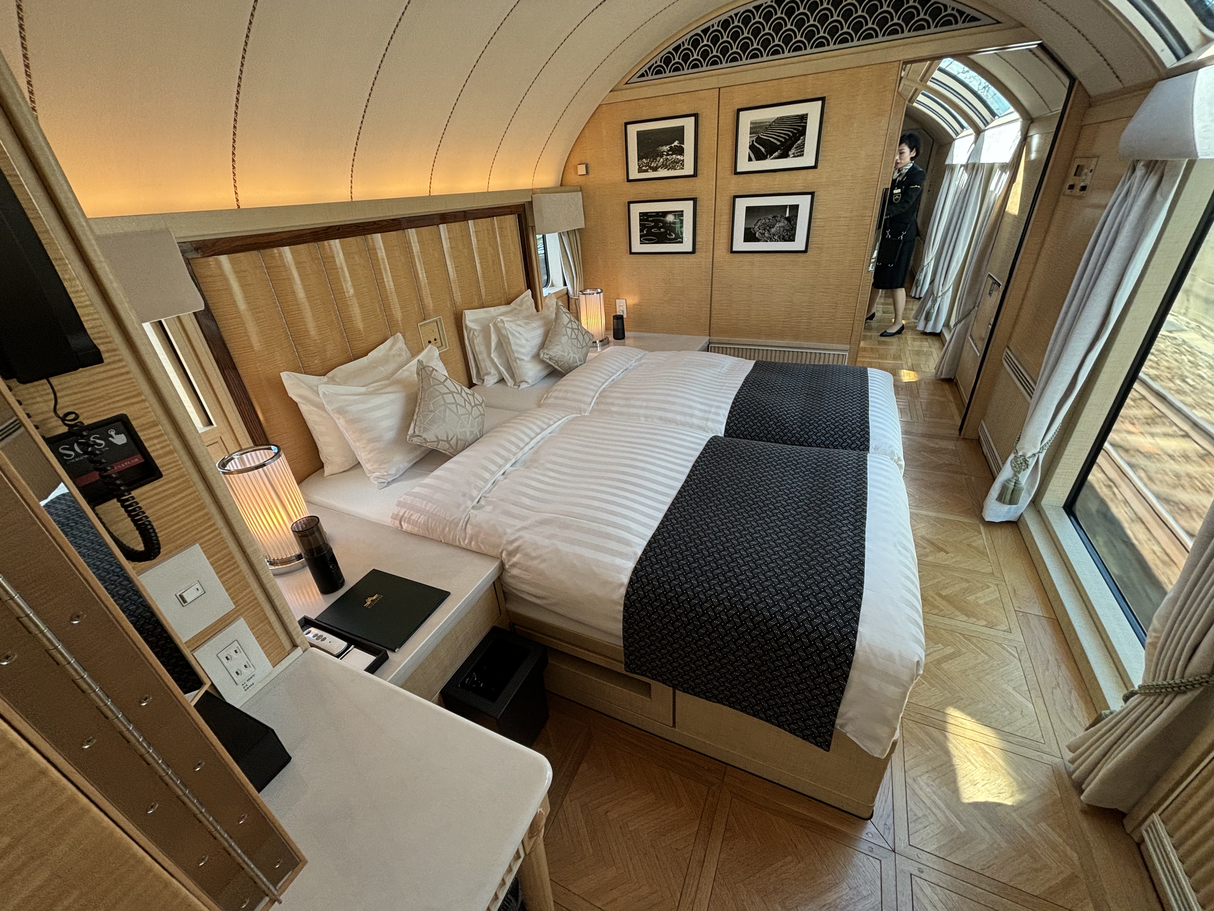The Suite on the Twilight Express Mizukaze train