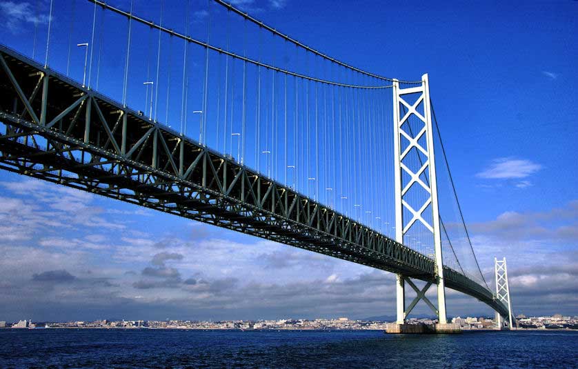 Akashi Straits Suspension Bridge, Hyogo Prefecture, Japan.