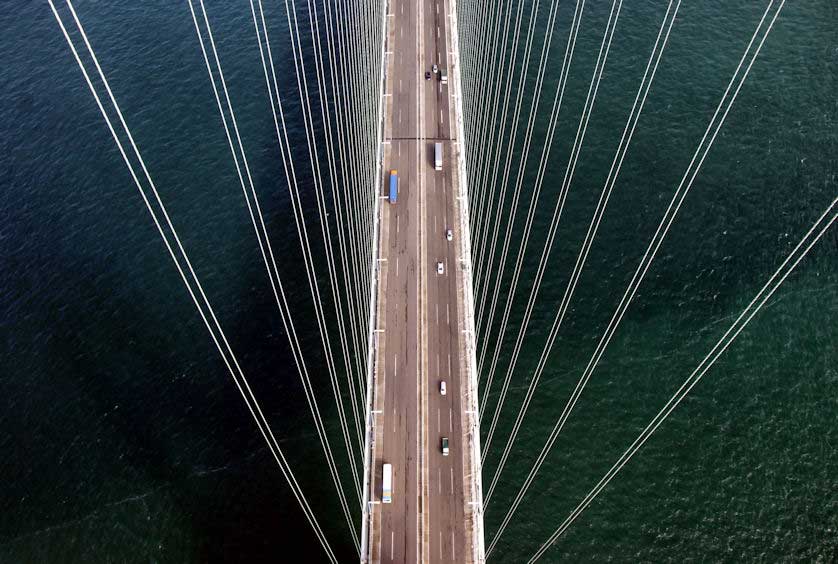 Akashi Straits Suspension Bridge, Hyogo Prefecture, Japan.