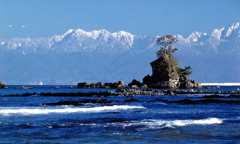 Amaharashi Beach, Takaoka, Toyama Prefecture.