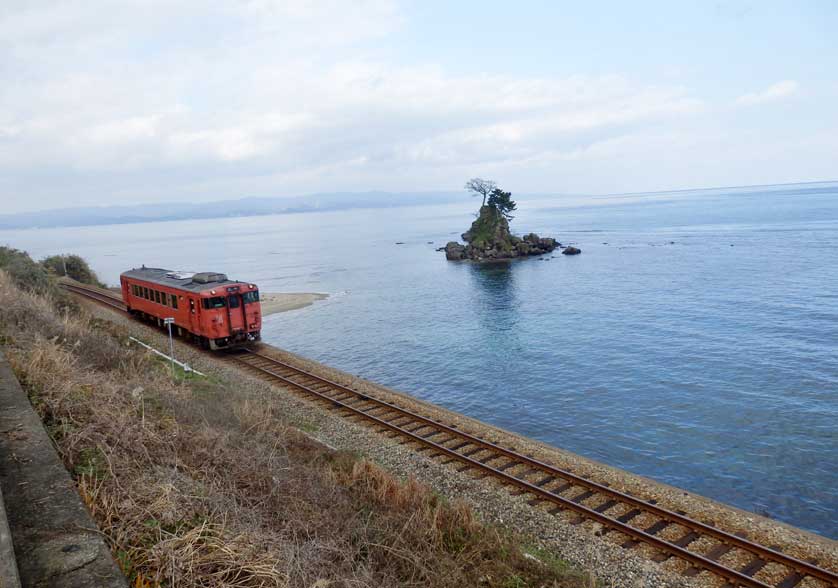 Amaharashi Beach, Takaoka, Toyama.