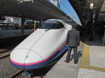 Hayate Shinkansen.