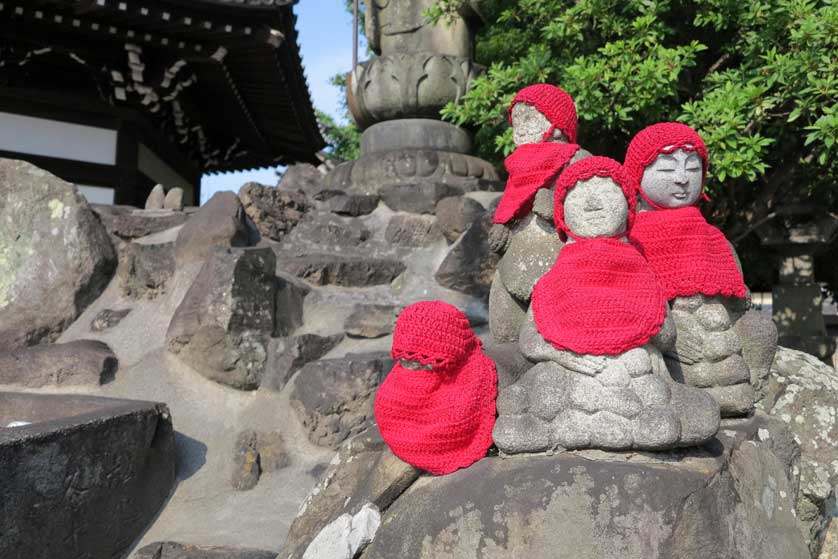 Jizo at Arako Kannon, Nagoya.