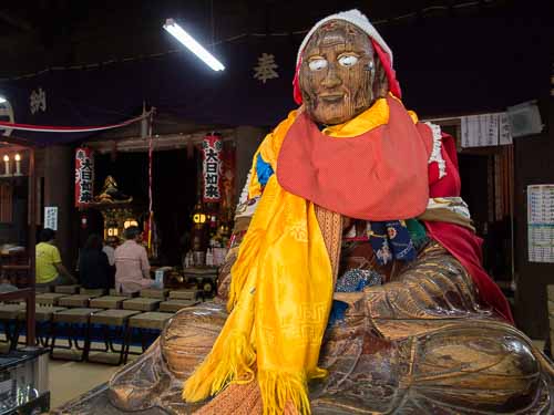 Binzuru statue, Bannaji Temple.