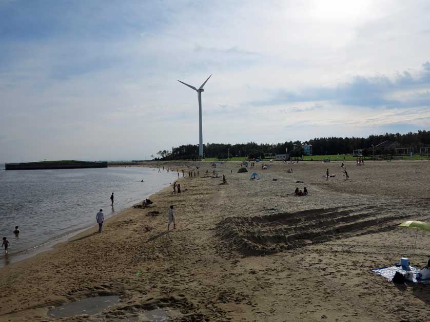 Blue Sun Beach, Shinmaiko, Nagoya.