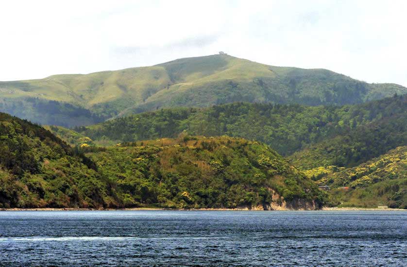 YOn the approach to Kurii Port, Mount Akahage rises from the sea to a height of 325 meters, Oki Islands.