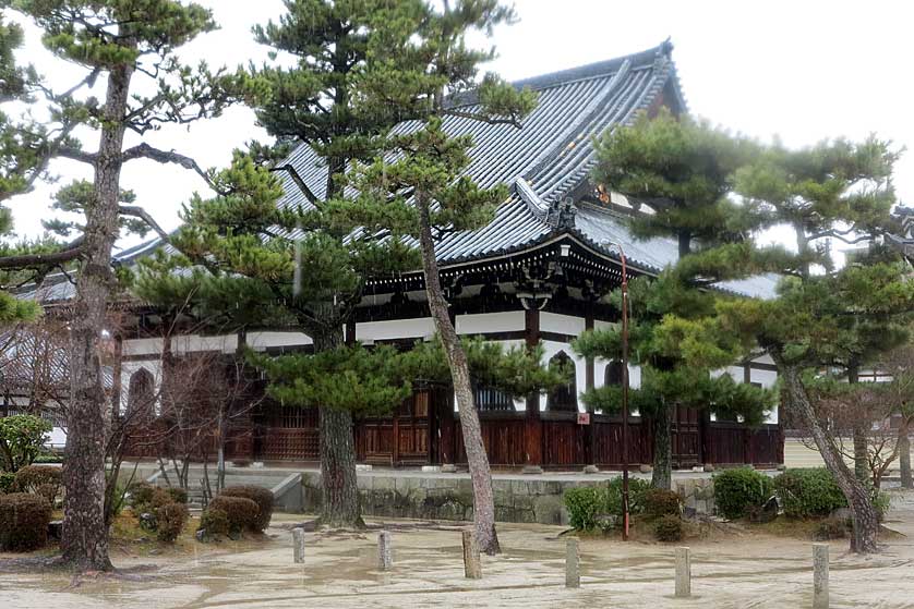 Chionji Temple, Kyoto, Japan.