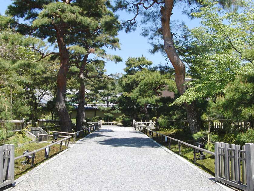 Daikakuji Temple, Kyoto, Japan.