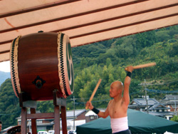 Taiko, Shirahige Festival.