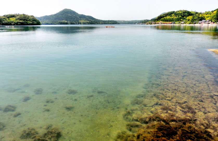 The clear waters surrounding Dogo are prefect for snorkelling and scuba diving.