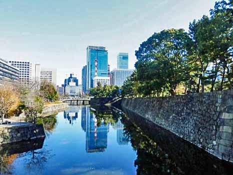 The moat surrounding the Imperial Palace.