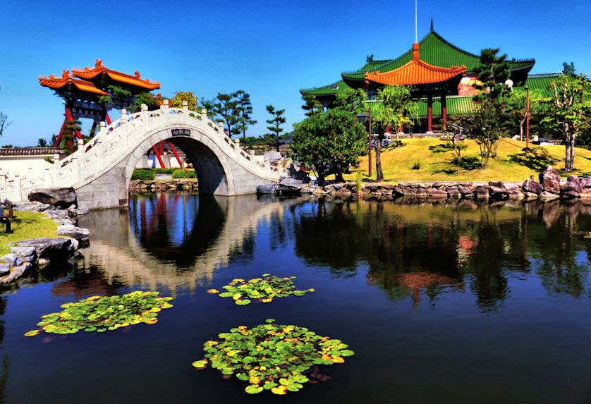 Nanohashi, the Seven Stars Bridge with lotus pond.