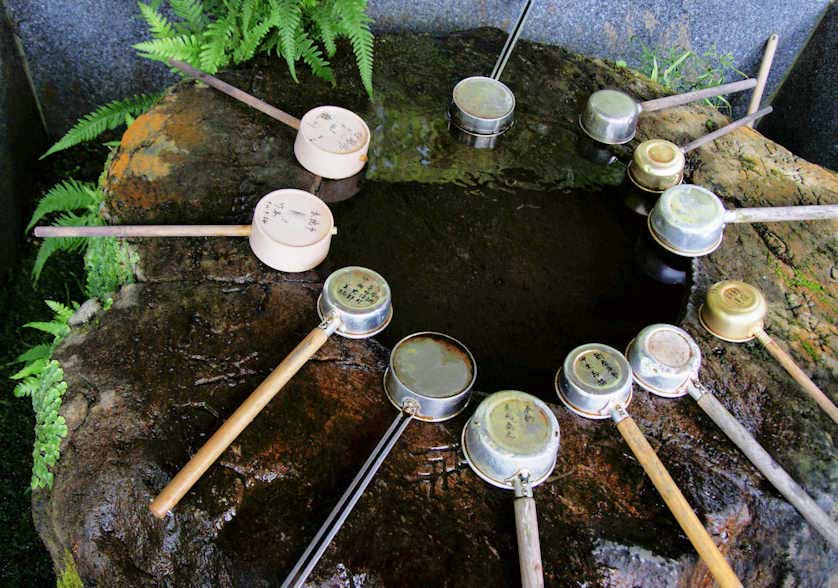 Temizuya, purification basin at Fujiidera Temple.