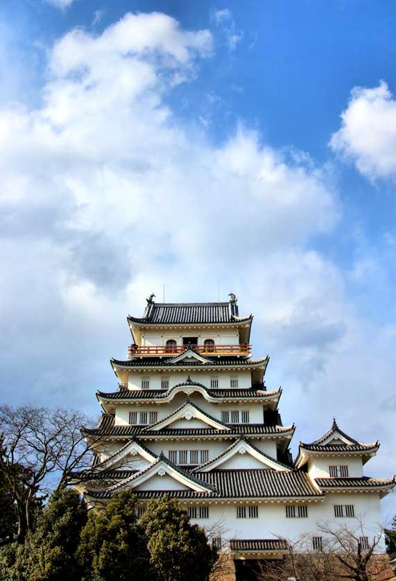 Fukuyama Castle is a modern reconstruction.