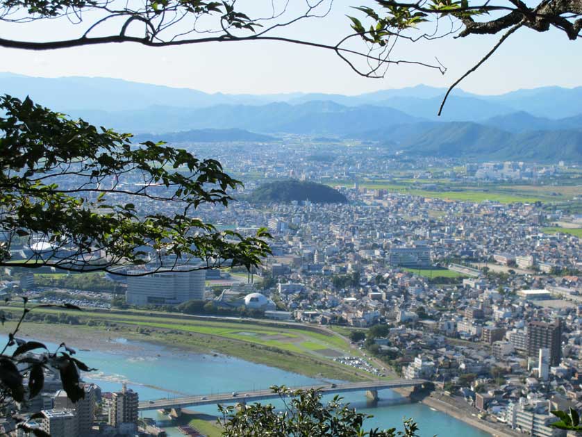 View of the Nagaragawa River from Mt Kinka.