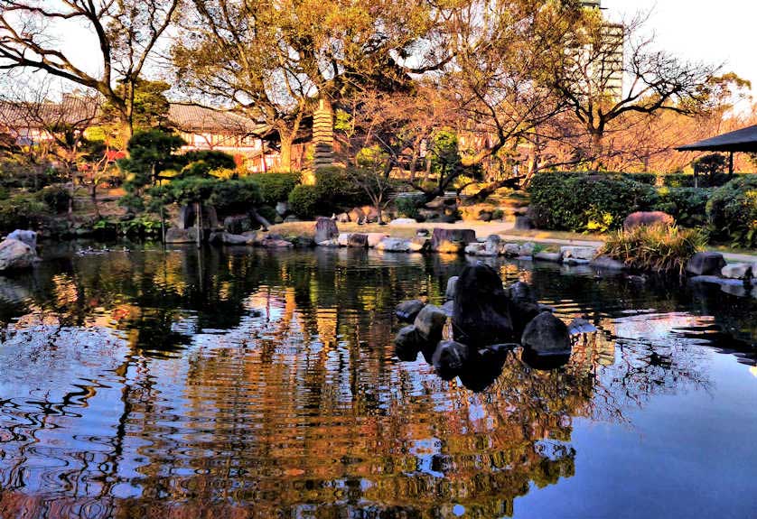 Shitennoji Temple, Osaka.