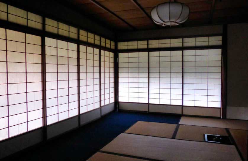 The tea house with its shutters closed at Shitennoji Temple in Osaka
