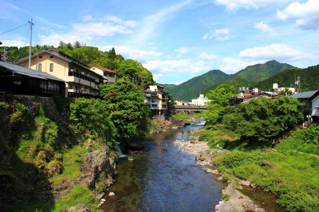 River view, Gujo Hachiman.