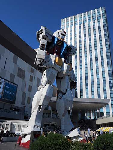Gundam Statue, Odaiba, Tokyo.