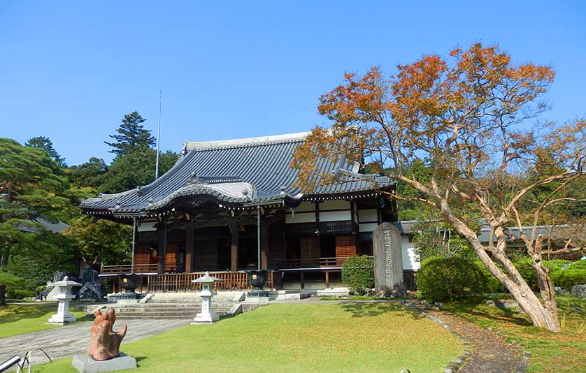 Nonin-ji Temple in autumn, Hanno, Saitama Prefecture.