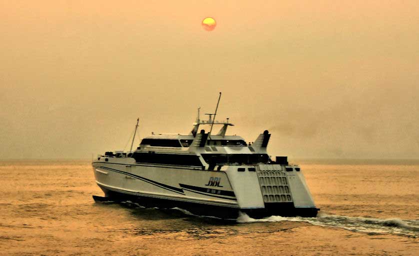 High speed ferry from Shimabara to Kumamoto.