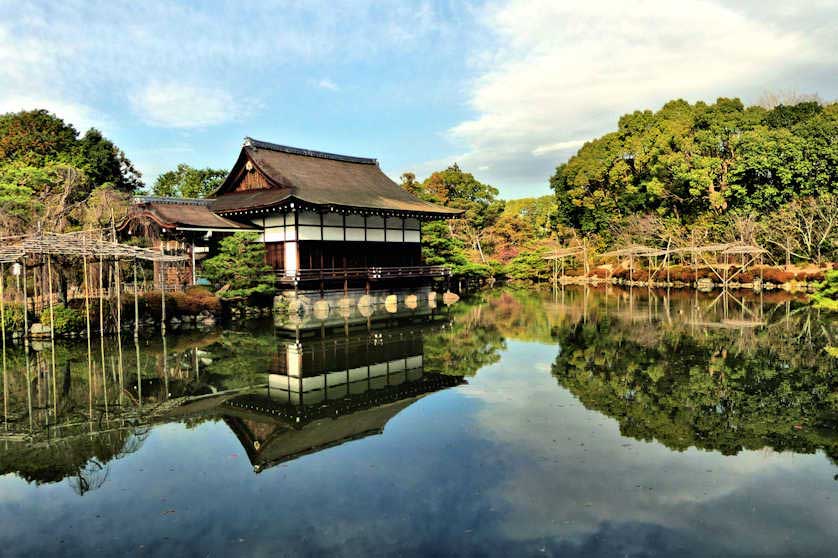 Heian Jingu Gardens, Kyoto, Japan.