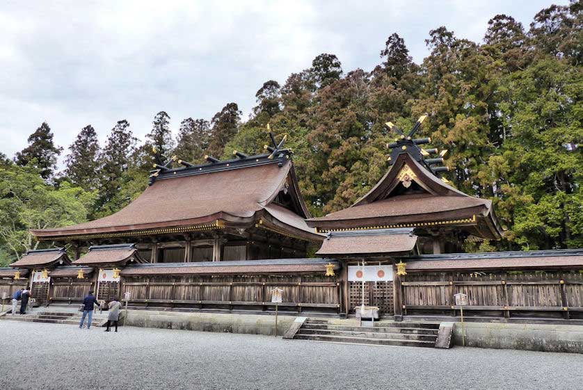 The main buildings of Hongu Taisha, Wakayama Prefecture.