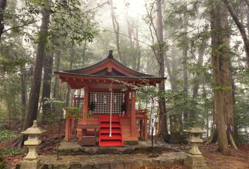 Hosshinmom-Oji, the destination of a popular shorter walk along the Kumano Kodo.