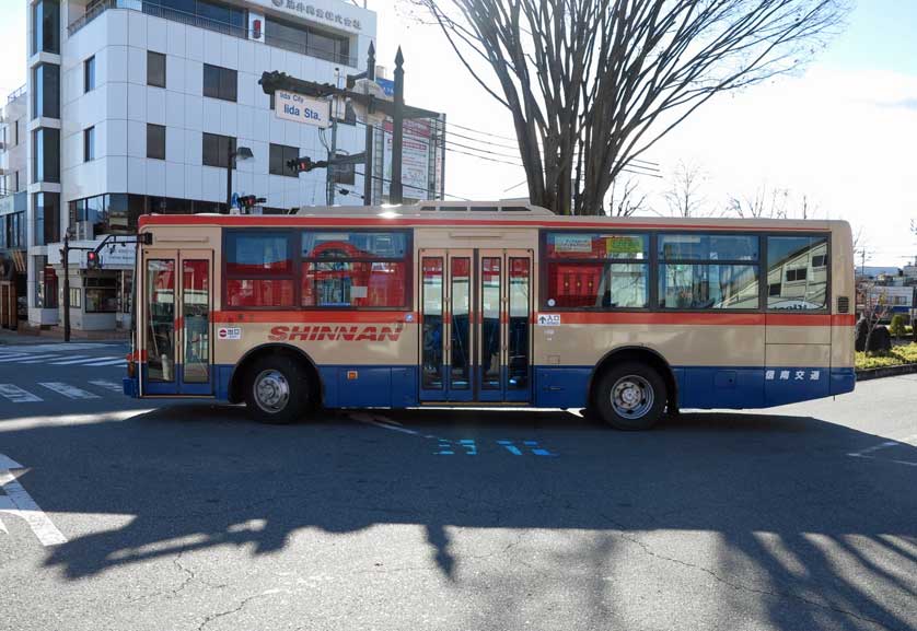 Iida Shinnan Bus, Nagano.